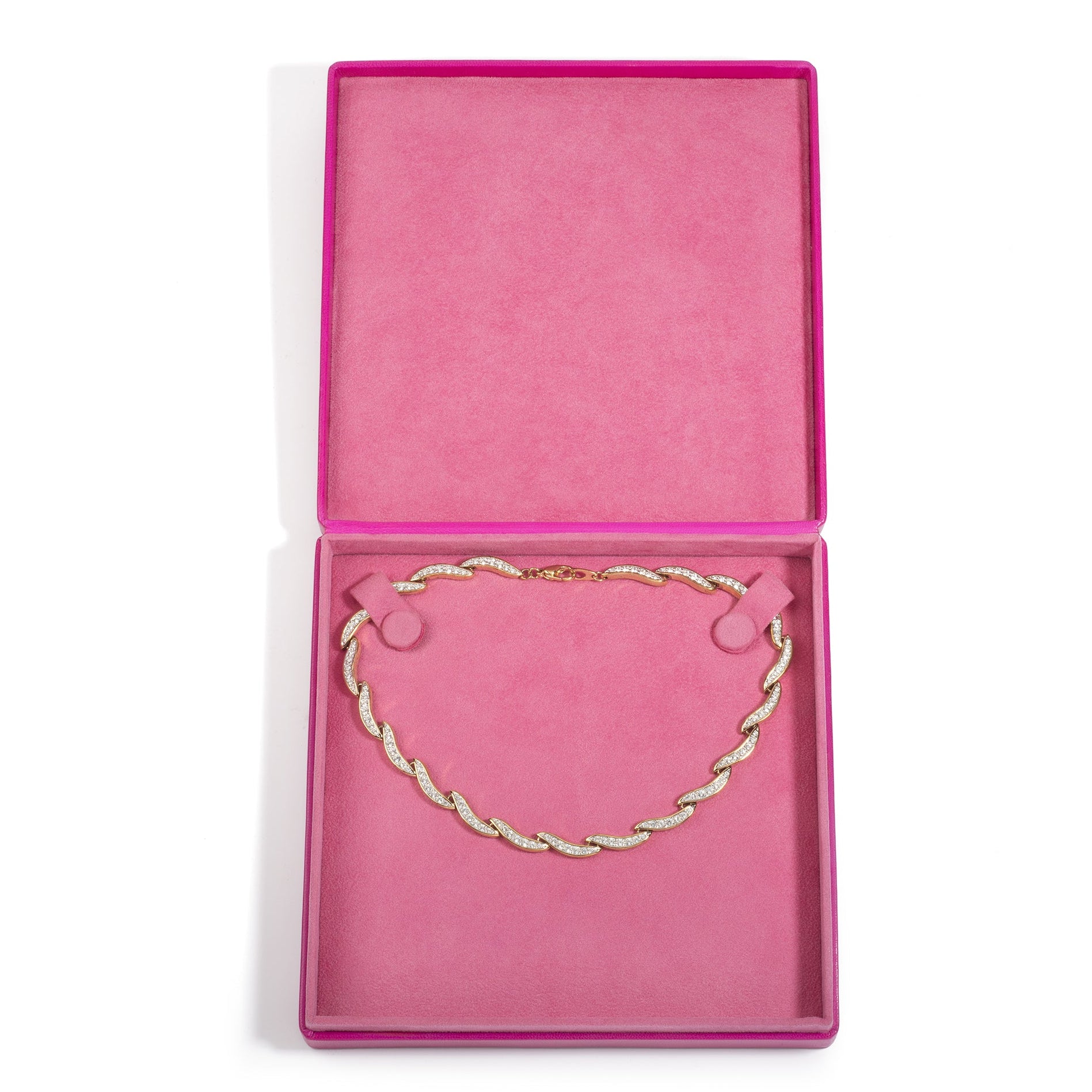 Fuchsia Necklace Box – Fixed 2 stud strap pad