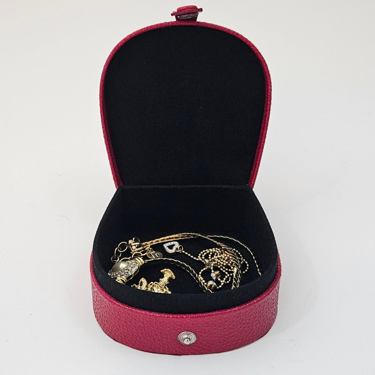 Horseshoe Box with Stud