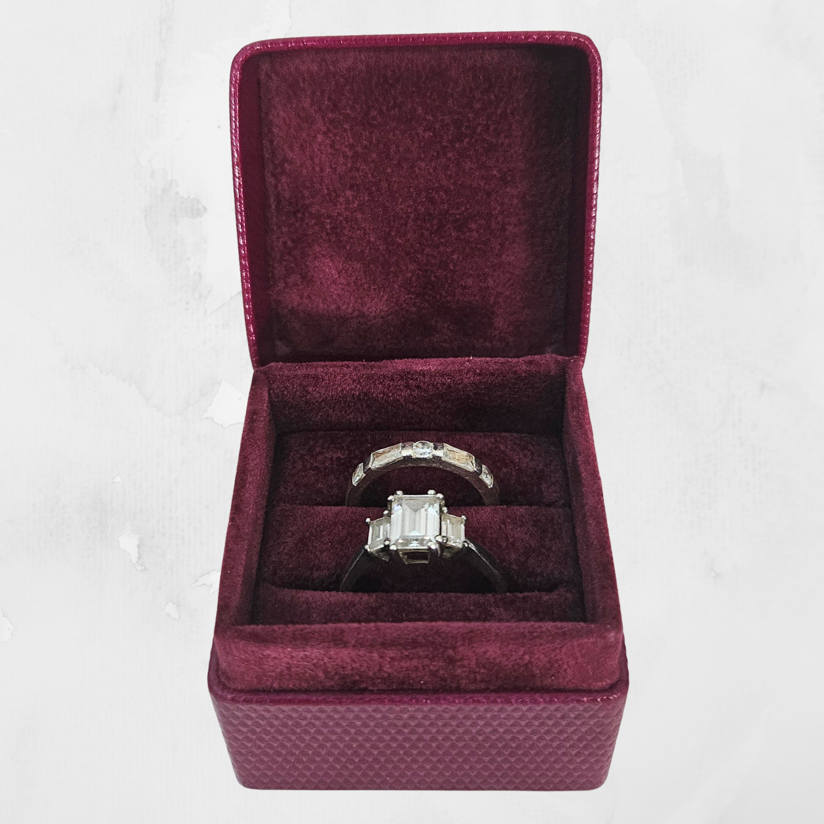 Burgundy Ring Boxes (5x5x4 cm) - Diamond Design