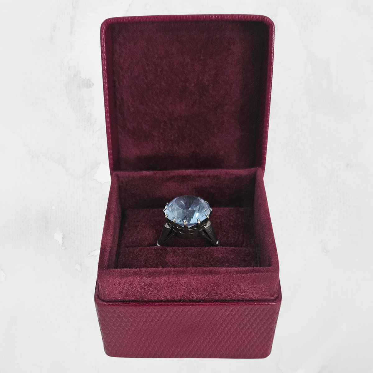 Burgundy Ring Boxes (5x5x4 cm) - Diamond Design