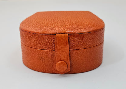 Horseshoe Box with Stud